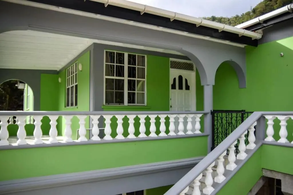 Green Castle Apartment#2 In City Of Roseau 0*,  Dominica