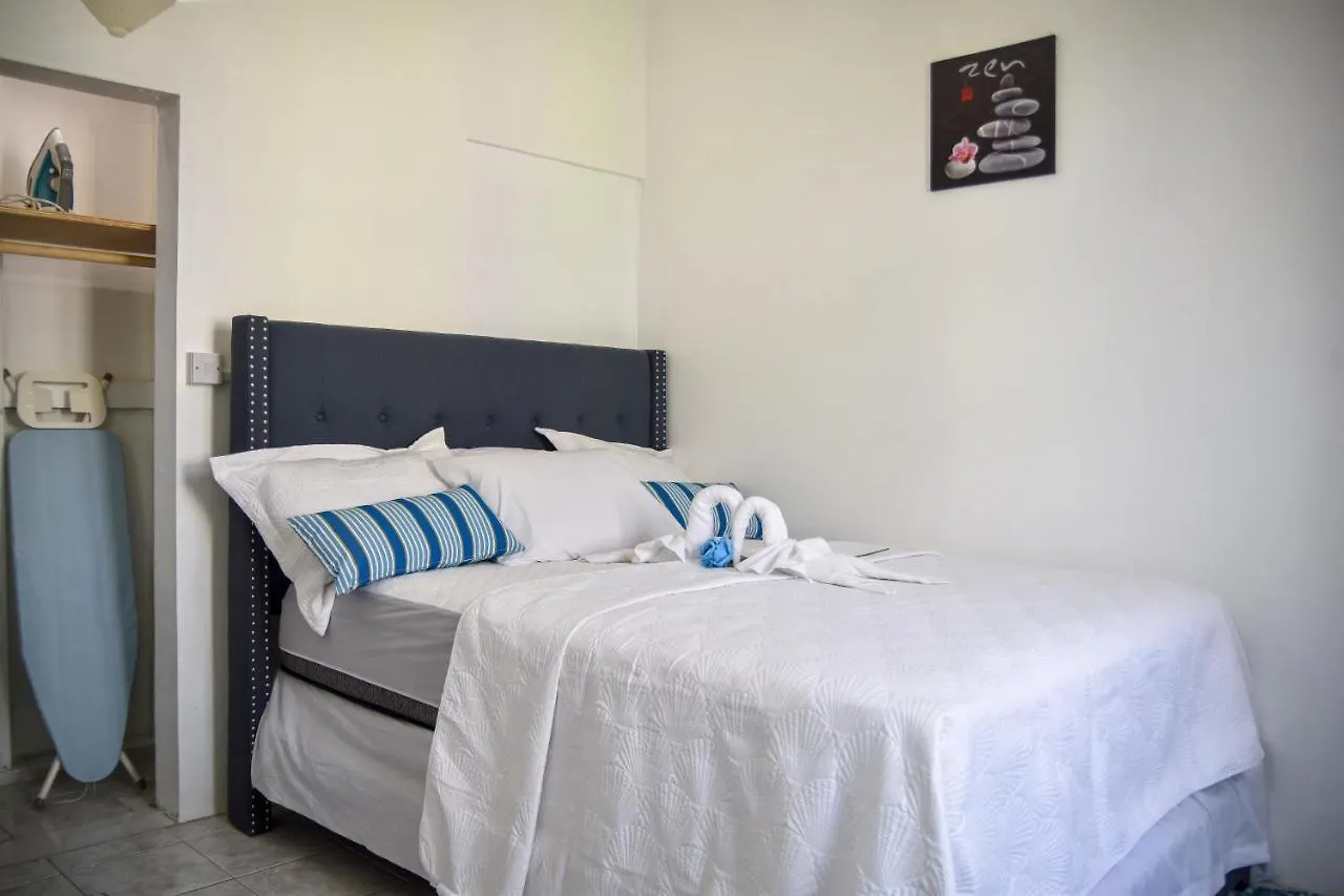 Apartamento Green Castle Apartment#2 In City Of Roseau